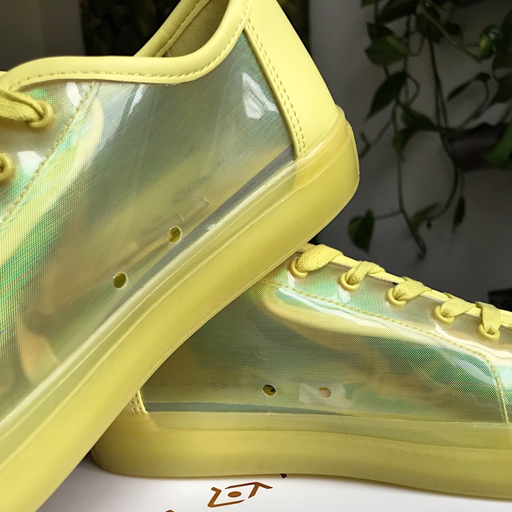 1 pair left! 6.5 Katy Perry Iridescent sneakers - Picture 13 of 14